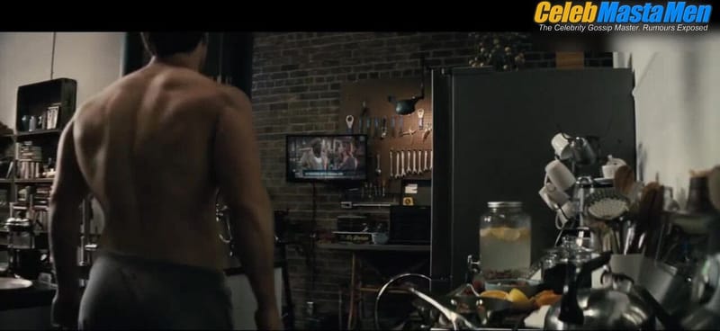 Henry Cavill Sexy,Shirtless Scene in Batman V Superman: Dawn Of Justice Ultimate Edition