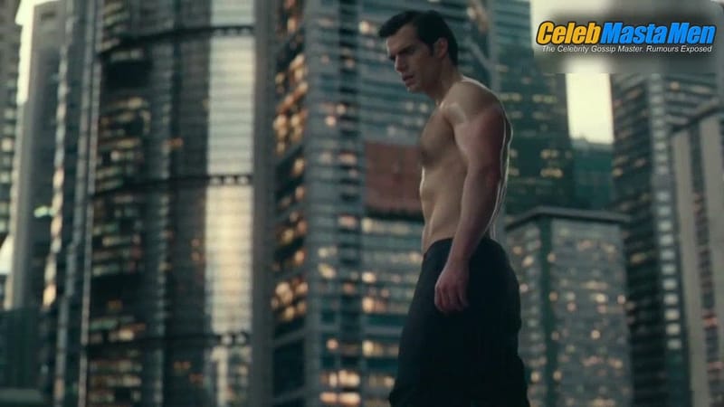 Henry Cavill Sexy Scene in Justice League