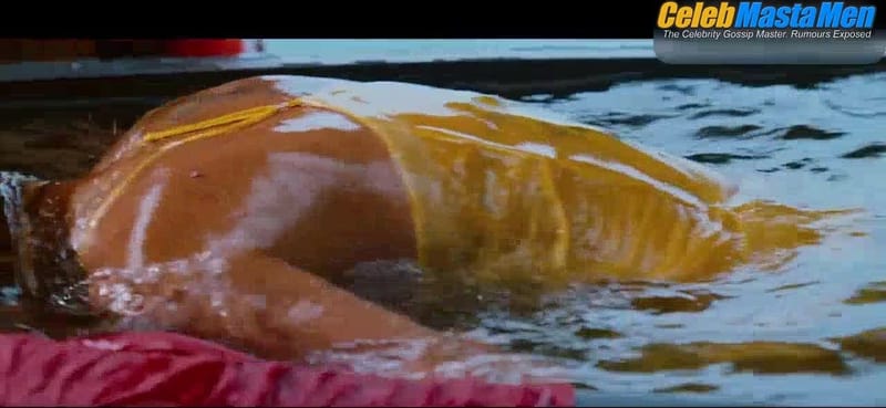 Aaron Taylor-Johnson Shirtless, Booty Scene from Savages