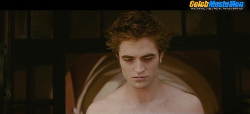Robert Pattinson Shirtless, Sexy Scene from The Twilight Saga New Moon