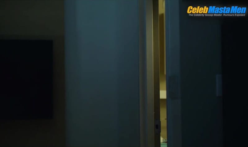 Jake Gyllenhaal's Butt in Straight Scene from Velvet Buzzsaw