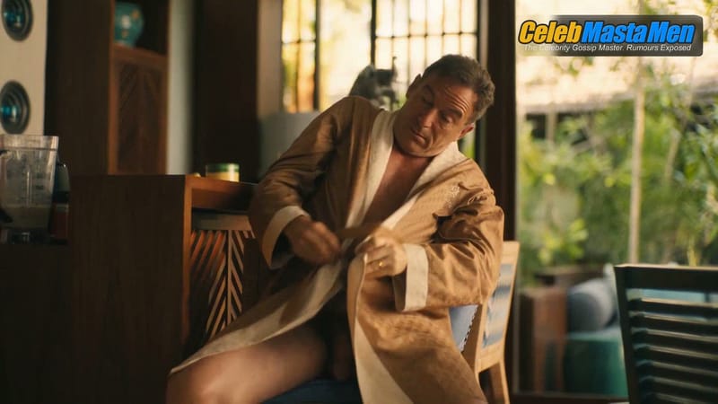 Jason Isaacs Penis, Prosthetic Scene in The White Lotus