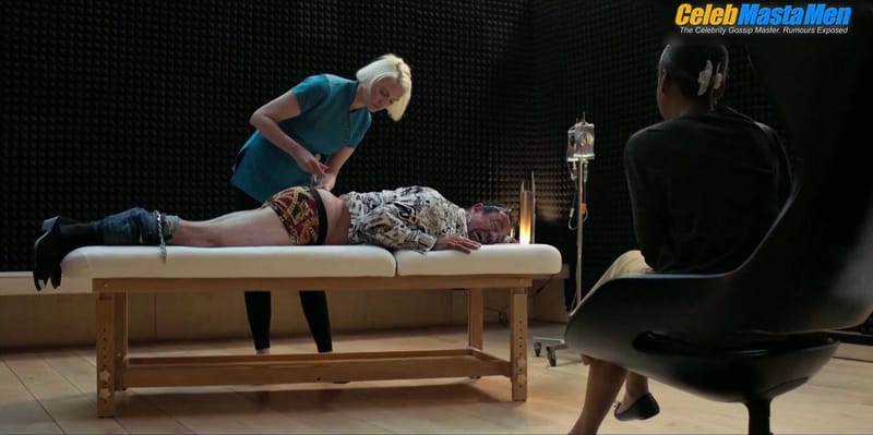 Christopher Meloni's Underwear Scene from Maxxx