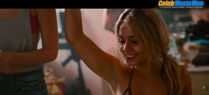 James Franco Shirtless, Sexy Scene from Spring Breakers