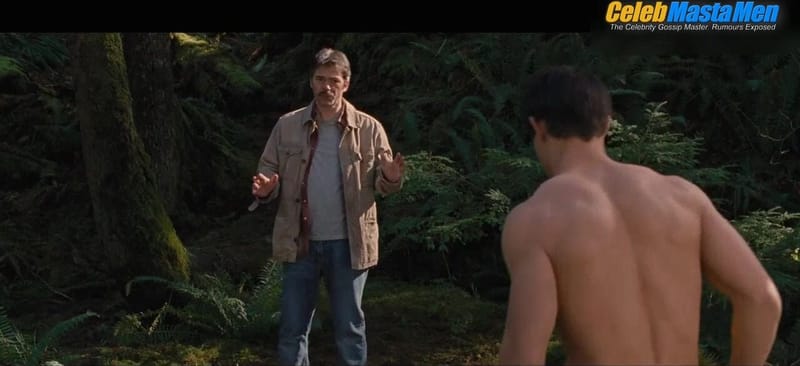 Taylor Lautner Hot, Underwear Scene from The Twilight Saga Breaking Dawn - Part 2