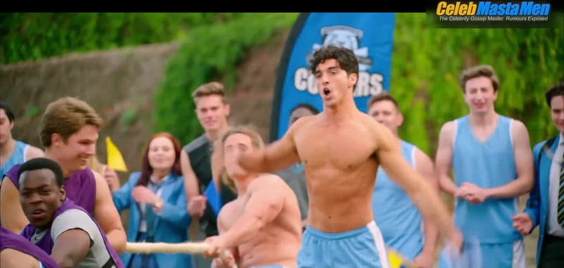 Taylor Zakhar and Joshua Daniel Eady's Shirtless Scene from The Kissing Booth 2