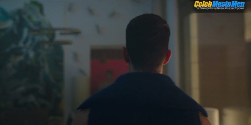 Andre Lamoglia's Shirtless, Gay Scene in Elite
