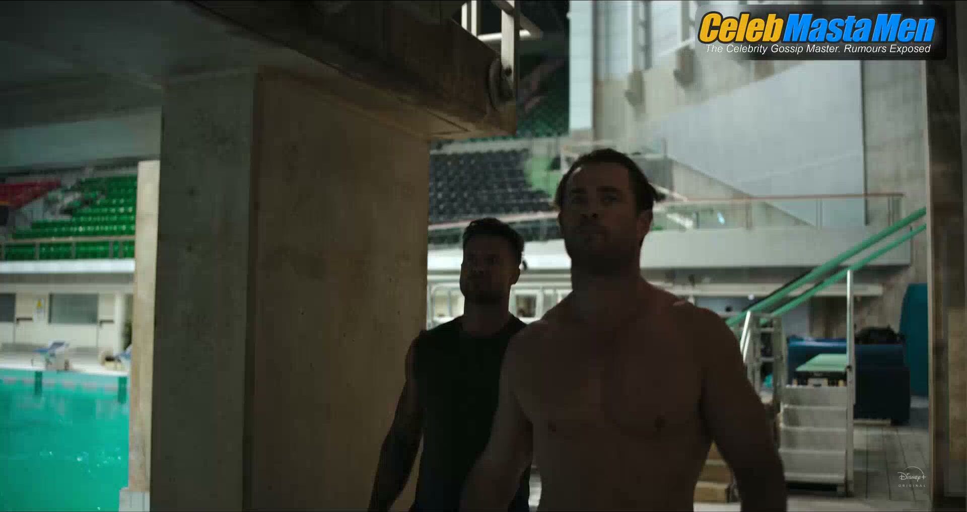Chris Hemsworth Shirtless Scene In Limitless - Photo 5 of 5 photo 1