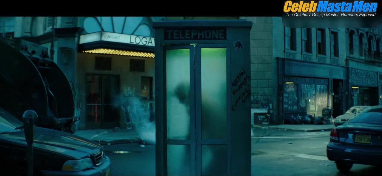Ryan Reynolds Sexy Scene in Deadpool 2 screenshot 2