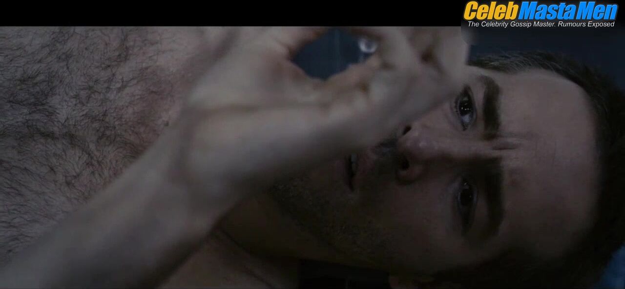 Ryan Reynolds Shirtless Scene In Self/less - Photo 5 of 5 photo 2