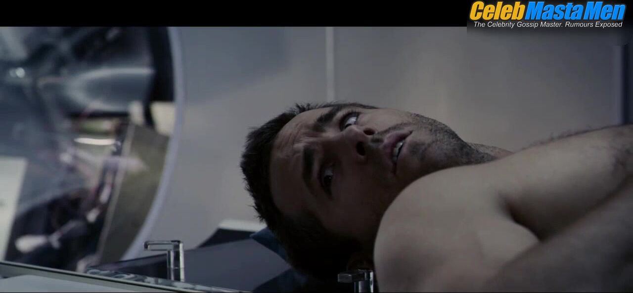 Ryan Reynolds Shirtless Scene In Self/less - Photo 5 of 5 photo 4