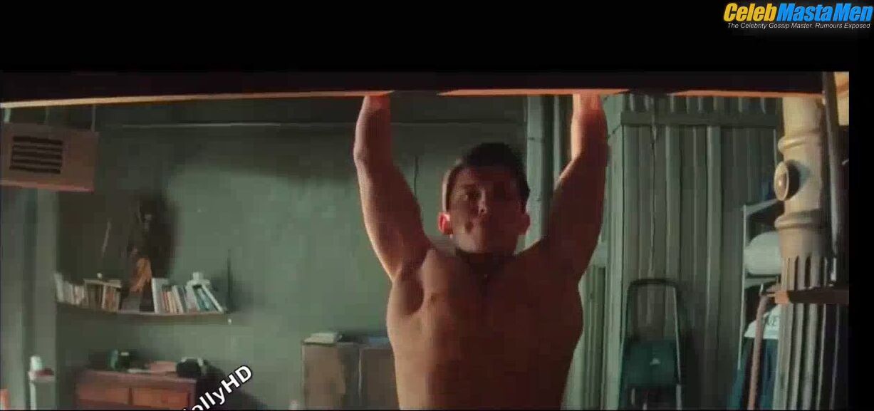 Tom Holland Shirtless Scene in Uncharted screenshot 1