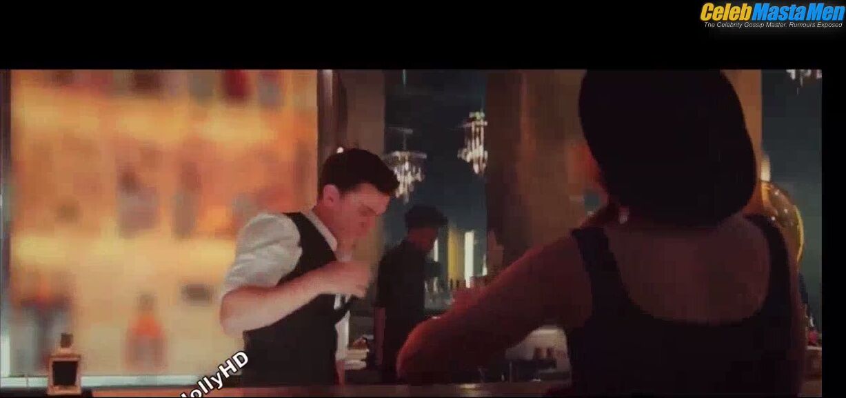Tom Holland Shirtless Scene in Uncharted screenshot 2