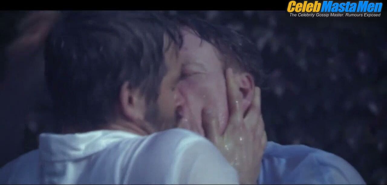 Ryan Reynolds and Conan O’Brien Sexy Scene in Conan screenshot 5
