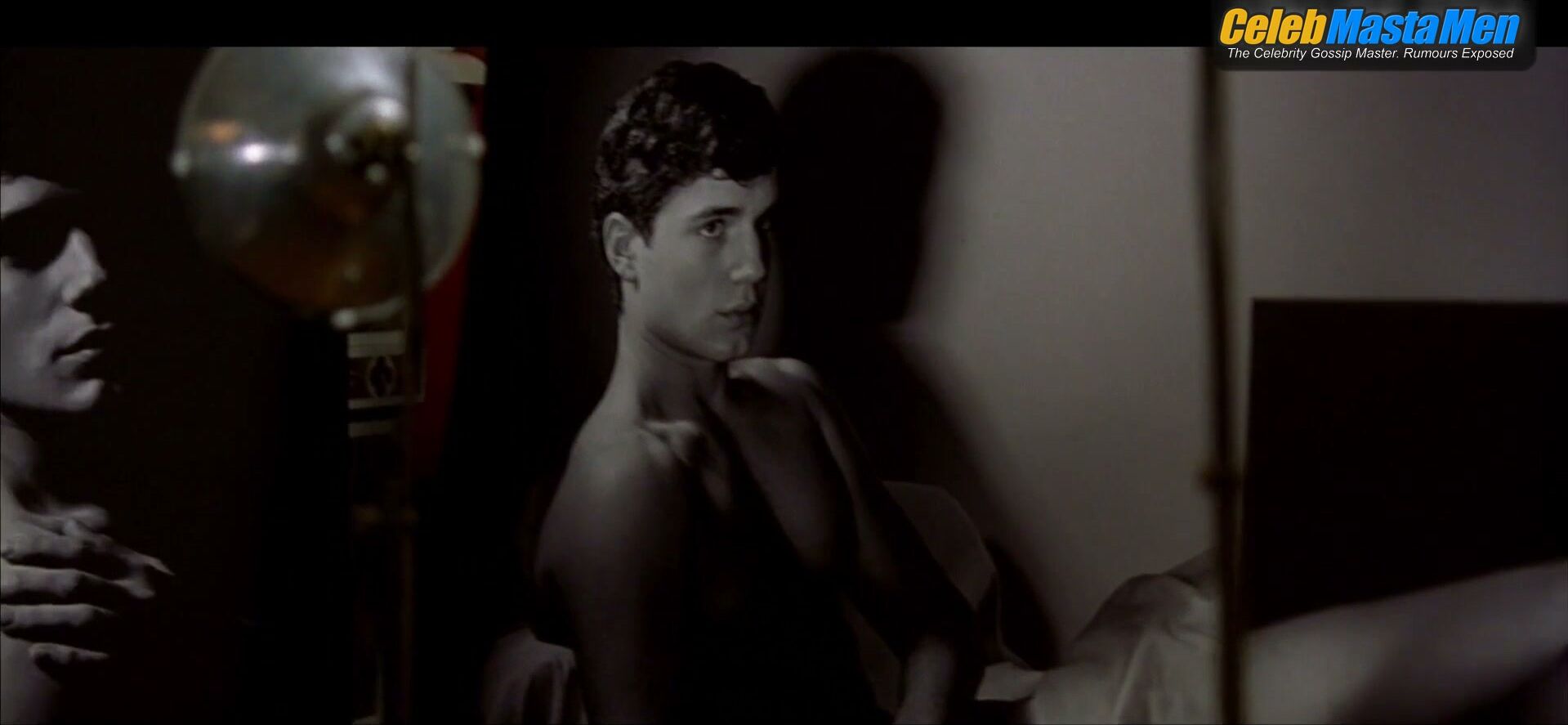 Henry Cavill Shirtless Scene In I Capture The Castle - Photo 3 of 5 photo 2