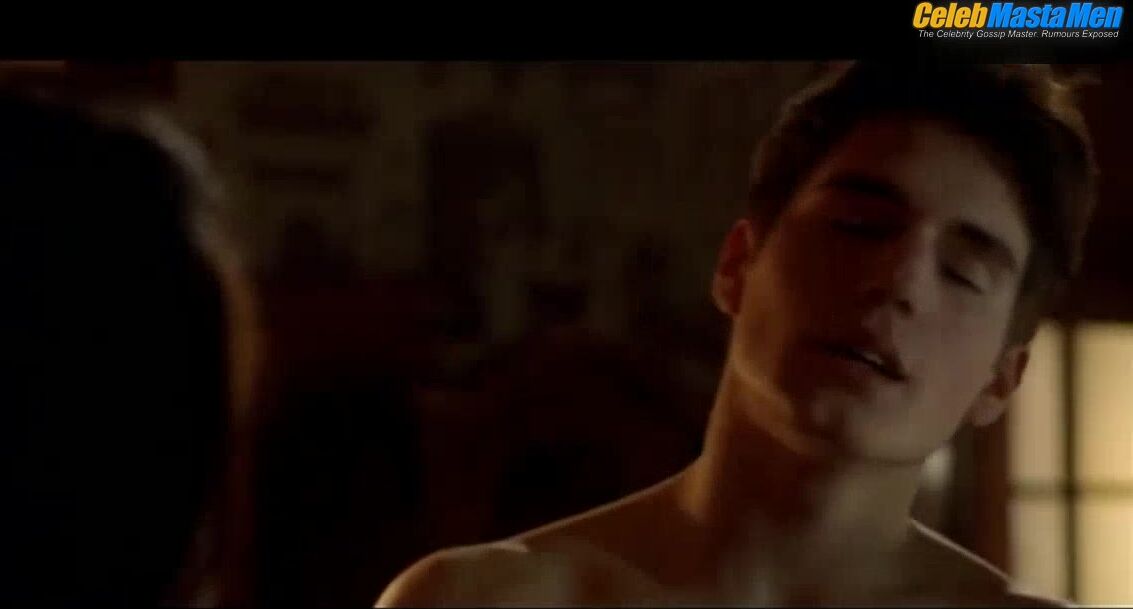 Henry Cavill Shirtless Scene in Laguna screenshot 4