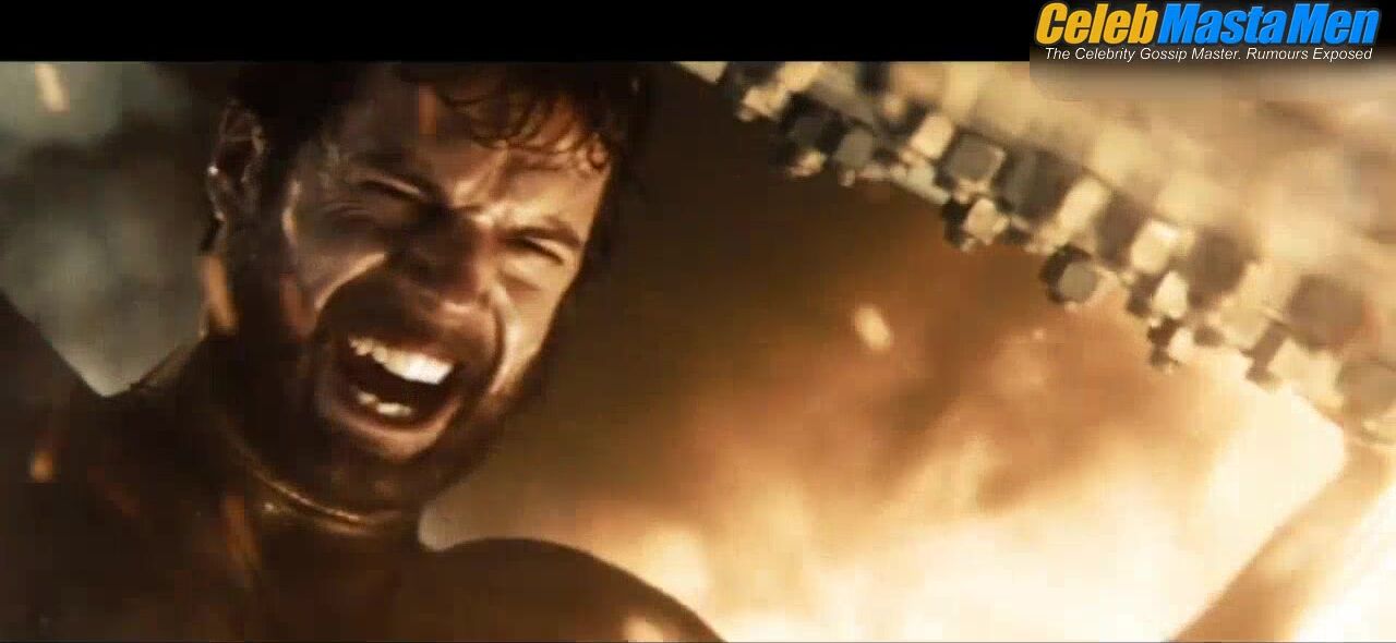 Henry Cavill Sexy,Shirtless Scene in Man Of Steel screenshot 5