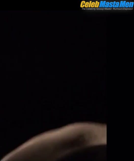 Henry Cavill Butt, Shirtless Scene in The Tudors screenshot 1