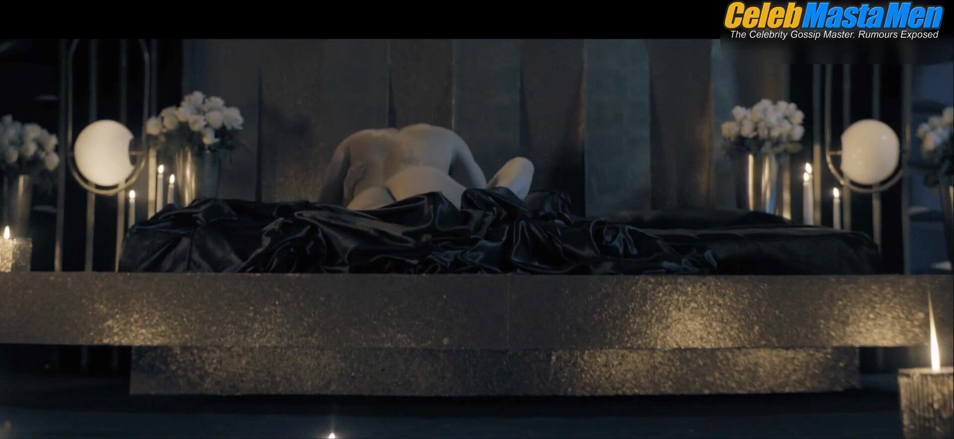 Alexander Skarsgard Butt, Straight Scene In The Stand - Photo 2 of 5 photo 5