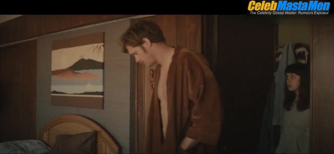 Alexander Skarsgard Shirtless,underwear Scene From The Diary Of - Photo 1 of 5
