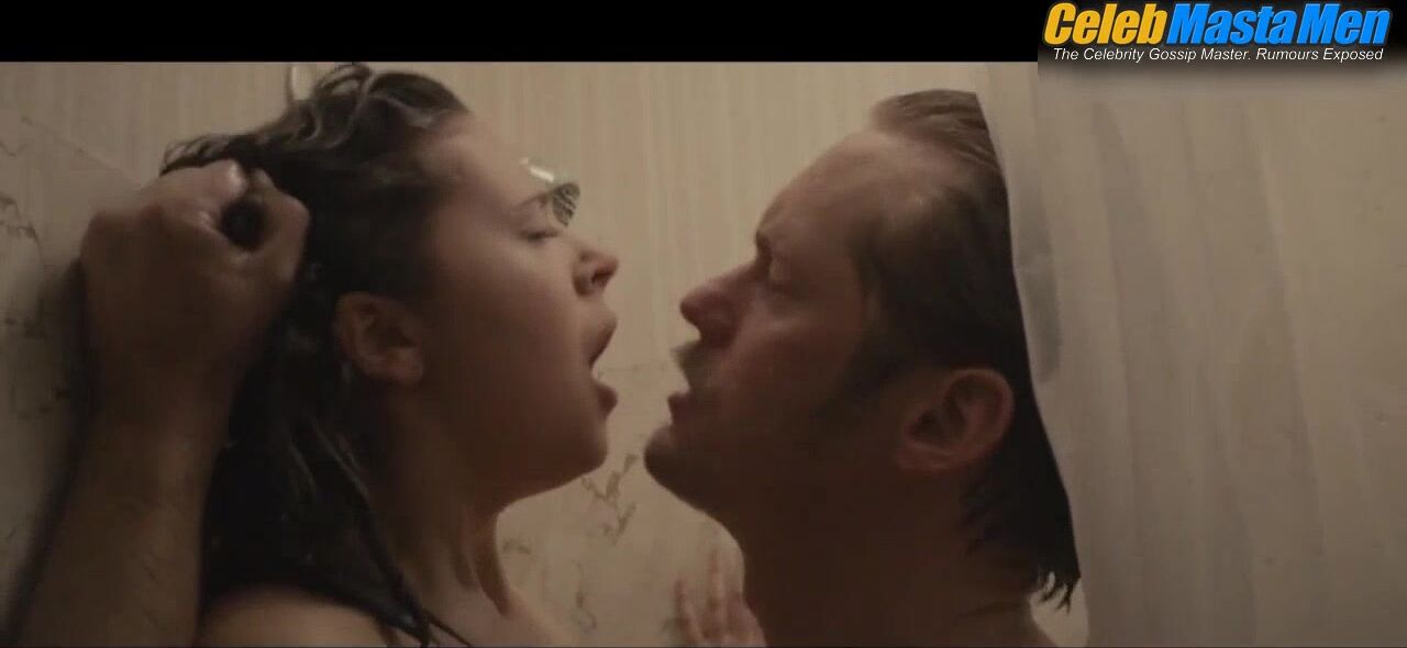 Alexander Skarsgard Shirtless, Sexy Scene From The Diary Of A - Photo 5 of 5 photo 2