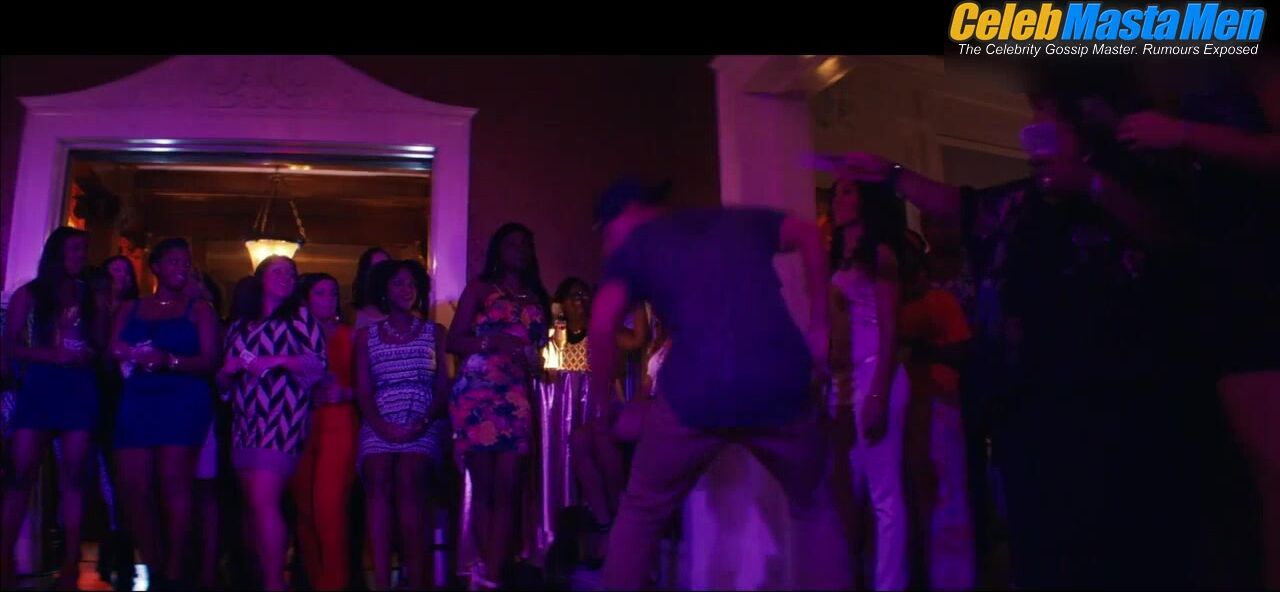 Channing Tatum Shirtless, Sexy Scene From Magic Mike Xxl - Photo 2 of 5 photo 1