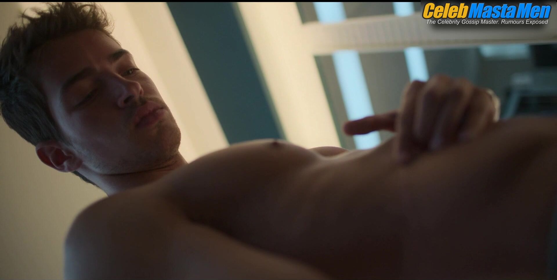 Manu Rios Shirtless Scene In Breathless - Photo 1 of 5 photo 2
