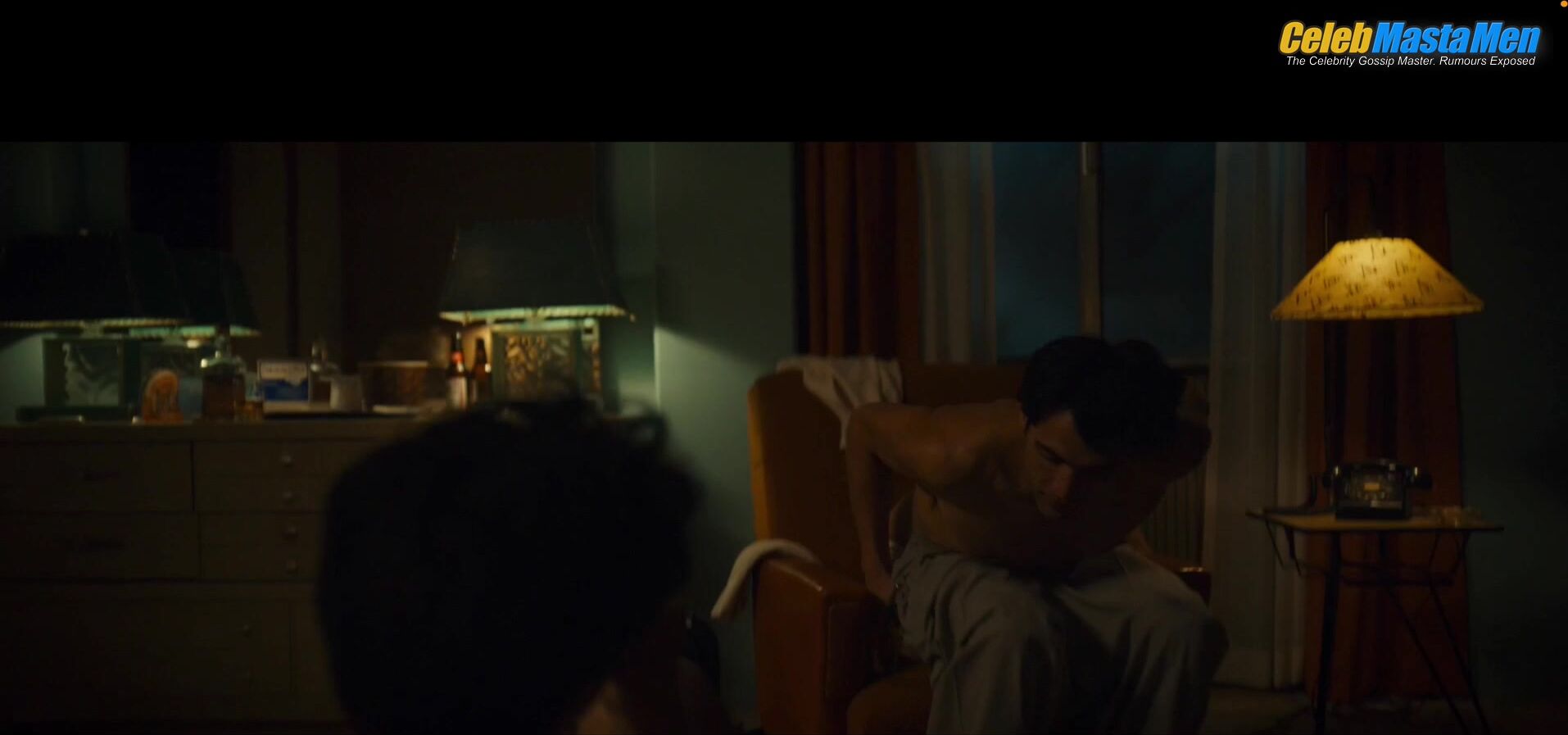 Jacob Elordi Gay, Shirtless Moment Scene In On Swift - Photo 2 of 5 photo 4