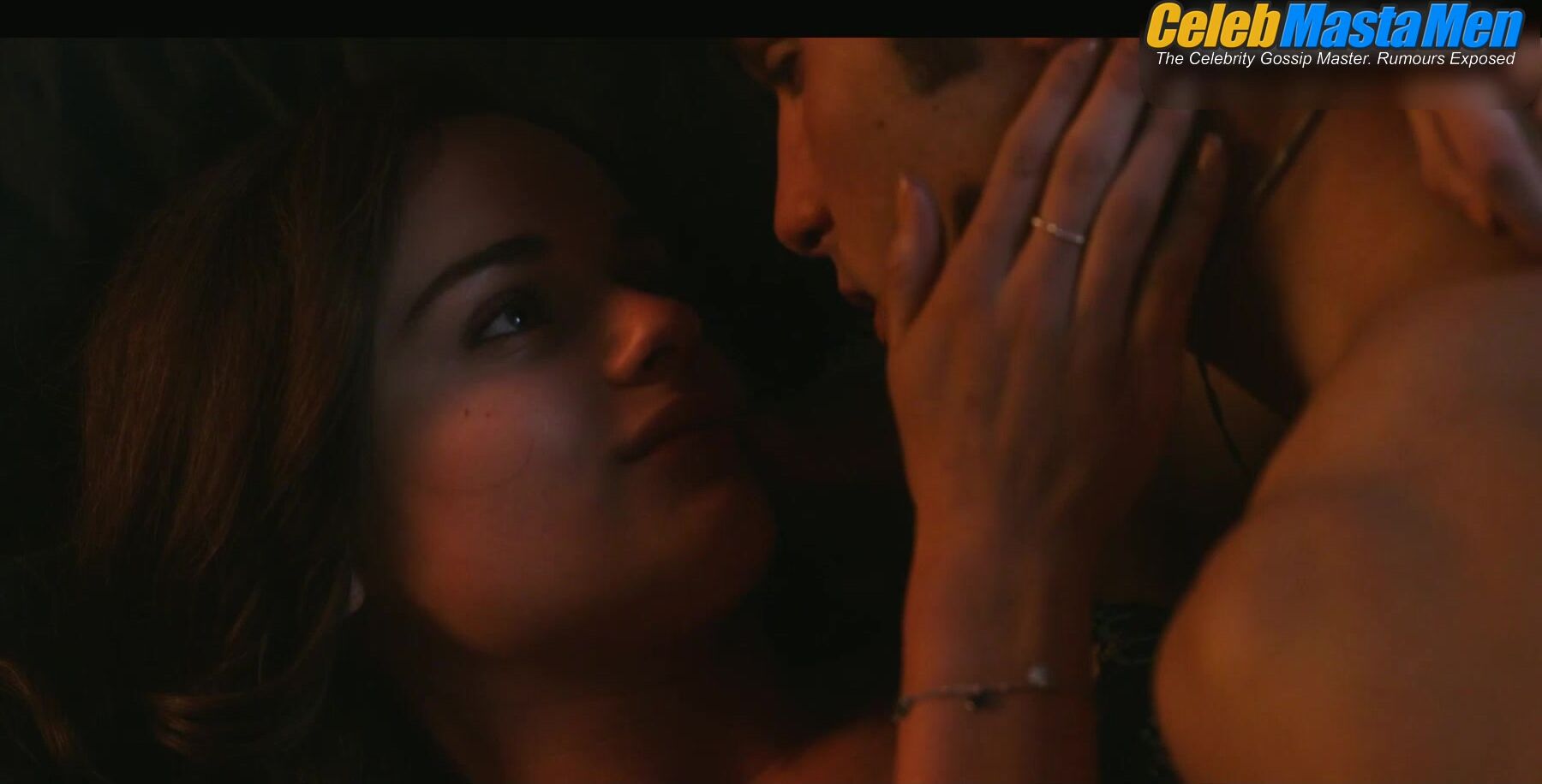 Jacob Elordi ’s Shirtless, Straight Scene From The - Photo 2 of 5 photo 5