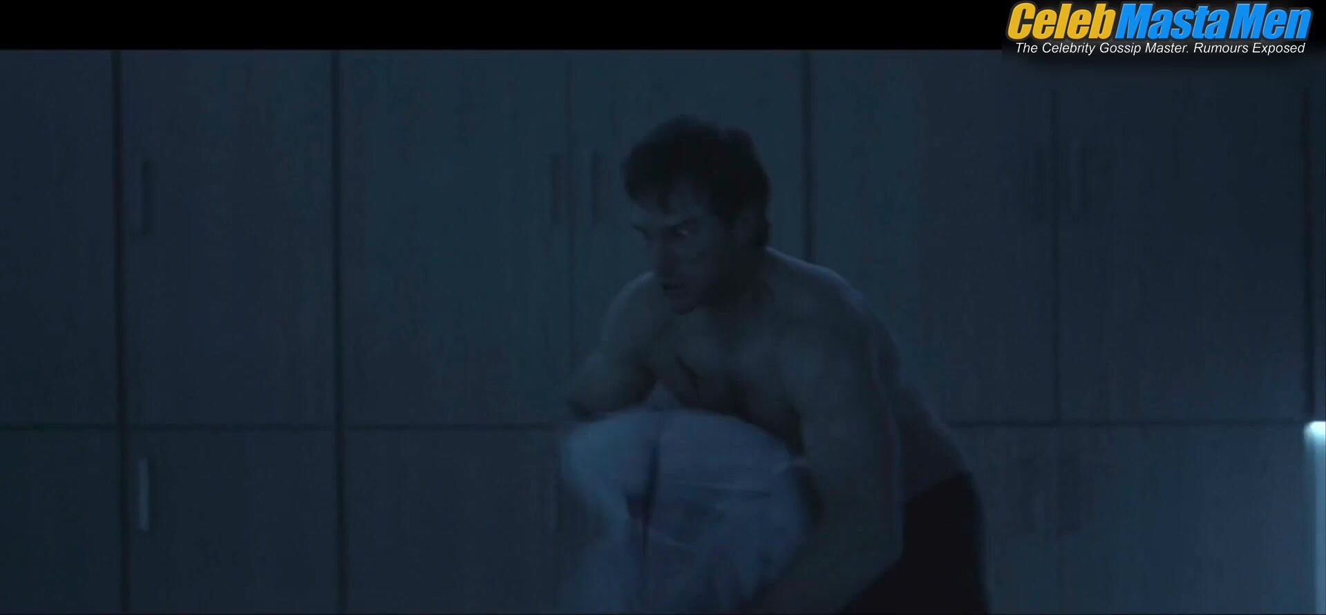 Chris Pratt Shirtless, Underwear Scene From The Terminal - Photo 5 of 5 photo 1