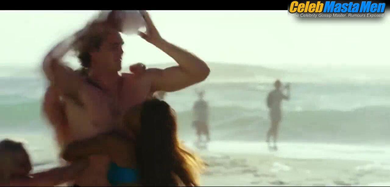 Jacob Elordi And Joel Courtney’s Sexy Scene From - Photo 3 of 5 photo 1
