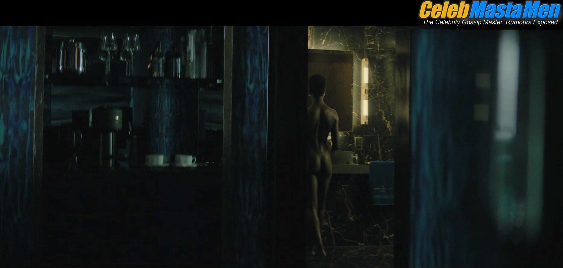 Michael Fassbender Shirtless Scene In The Agency - Photo 3 of 5 photo 4