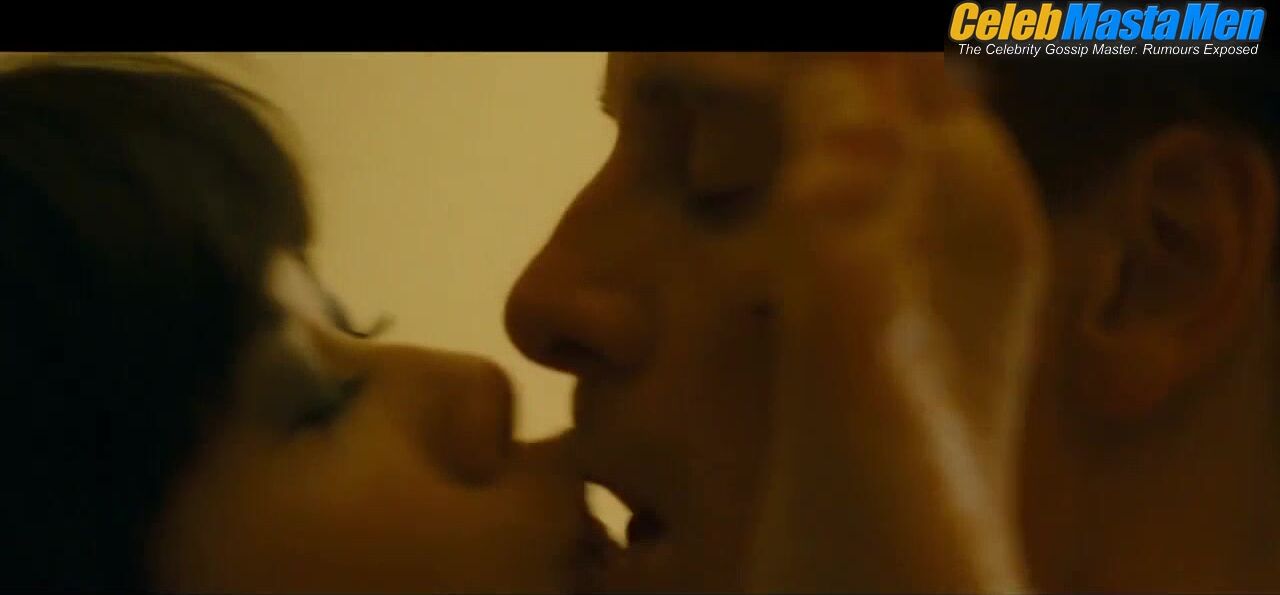 Michael Fassbender Shirtless, Straight Sex Scene From Shame - Photo 1 of 5 photo 2