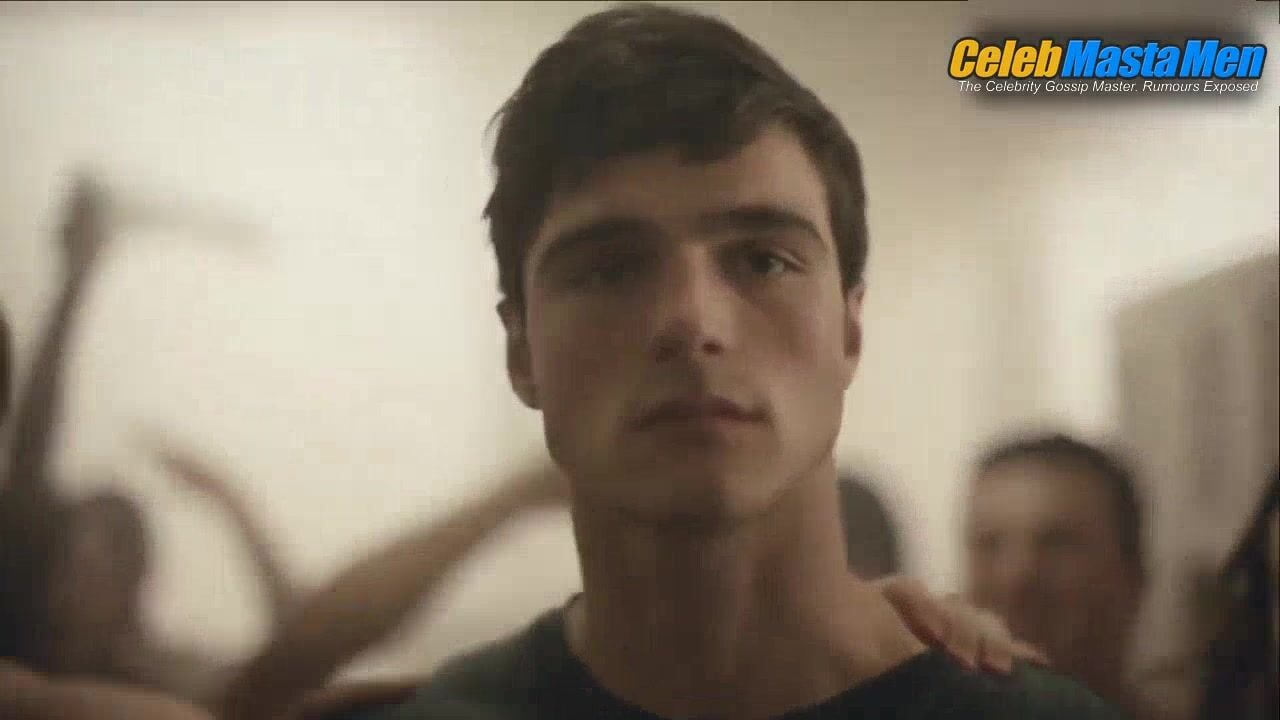 Jacob Elordi ’s Sexy Scene From Euphoria - Photo 2 of 5 photo 4
