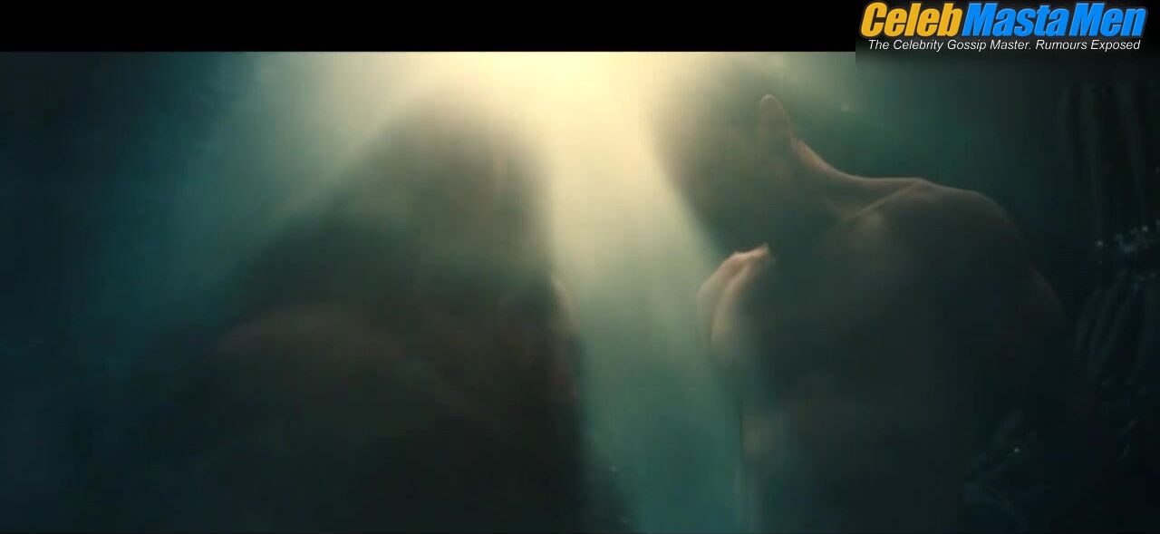 Michael Fassbender ’s Sexy Scene From Assassins Creed - Photo 1 of 5 photo 5