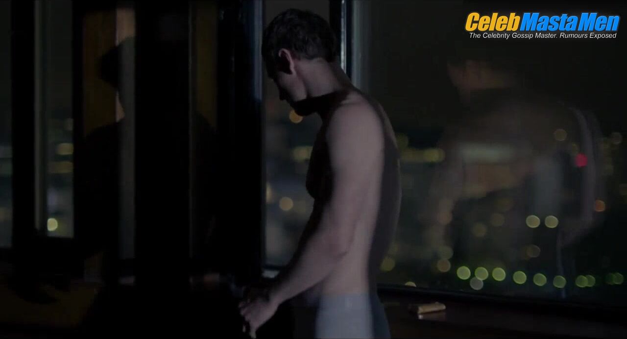 Michael Fassbender ’s Sexy Scene From The Snowman - Photo 1 of 5 photo 5