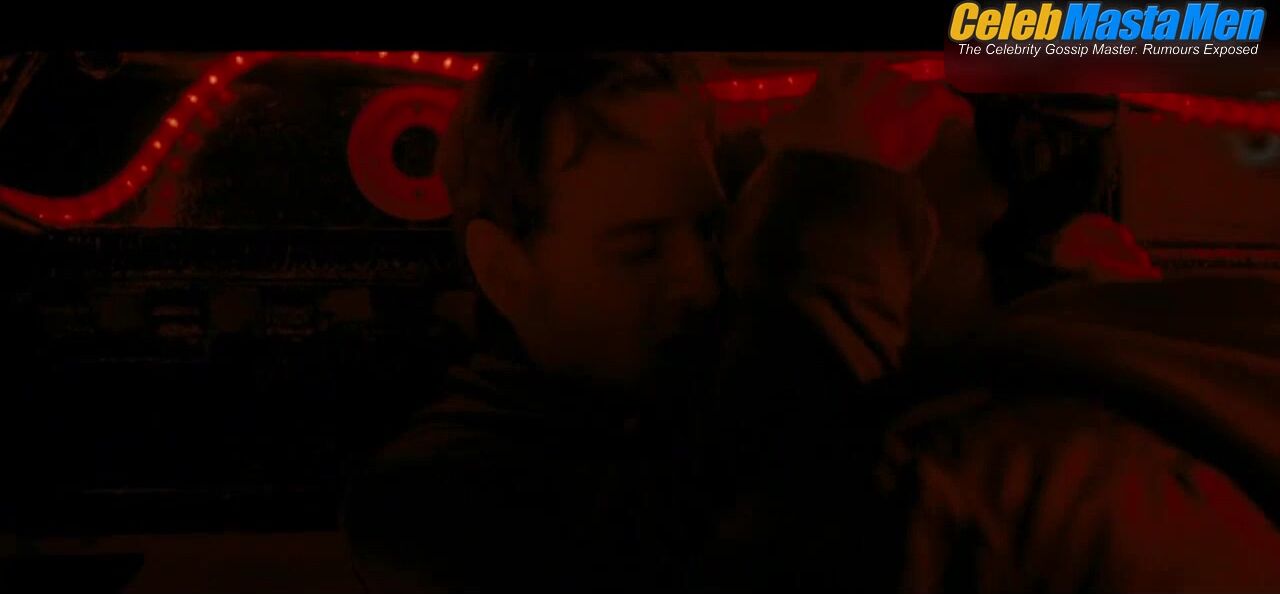 Michael Fassbender ’s Hot Gay Scene From Shame - Photo 2 of 5 photo 5