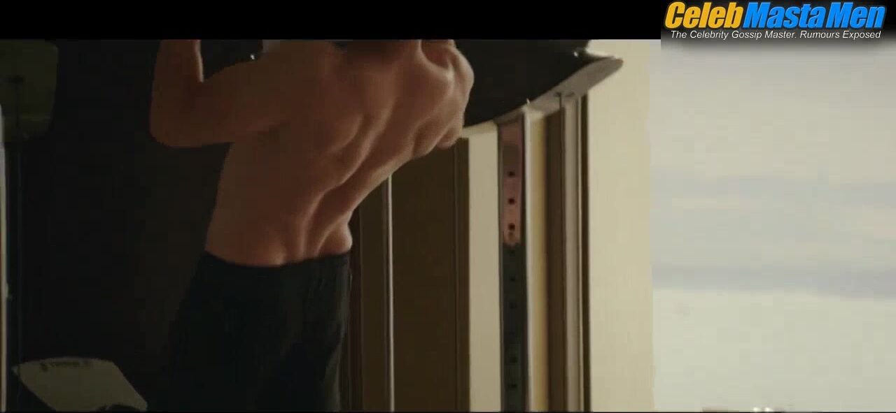 Jamie Dornan Hot Scene From Fifty Shades Darker - Photo 5 of 5 photo 1