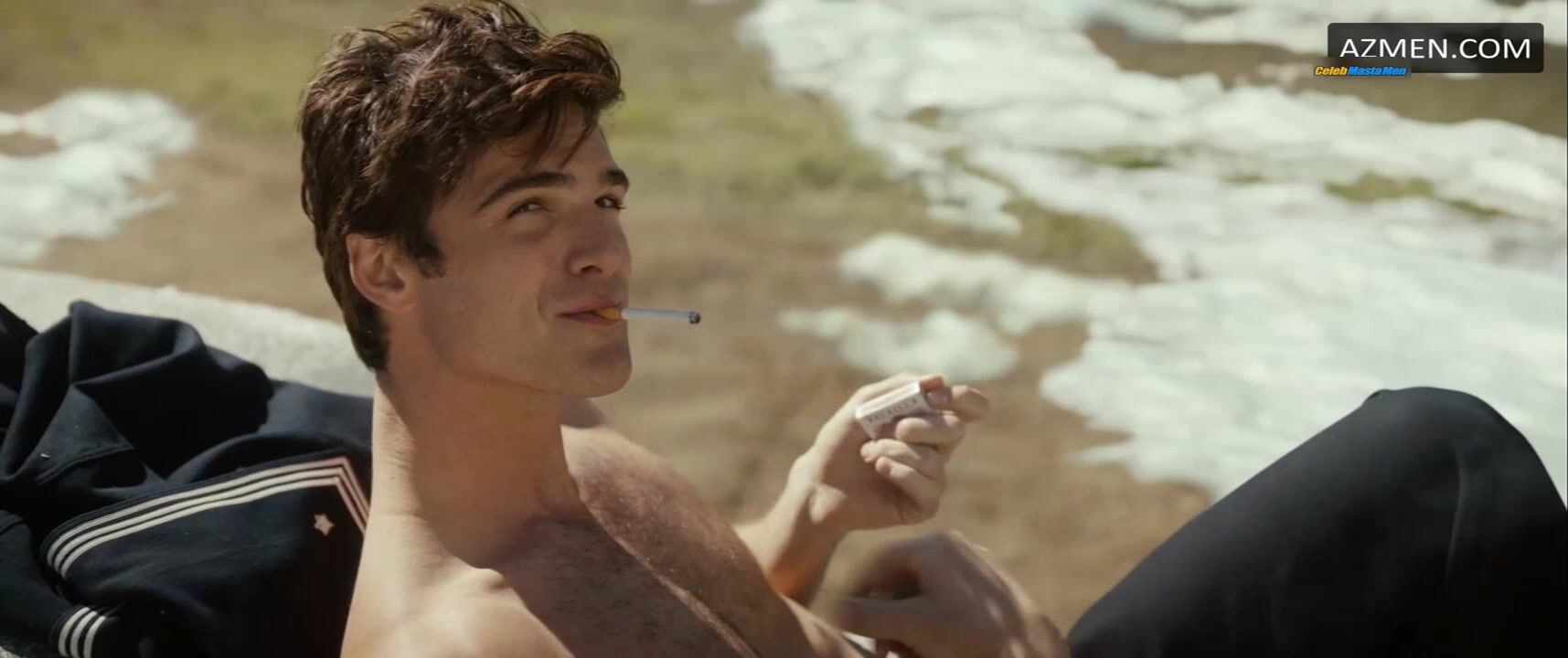 Jacob Elordi ’s Shirtless Scene From On Swift Horses - Photo 2 of 5 photo 5