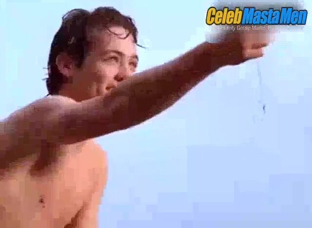 Chris Pratt Mike Erwin And Shirtless Scene From Everwood - Photo 2 of 5 photo 5