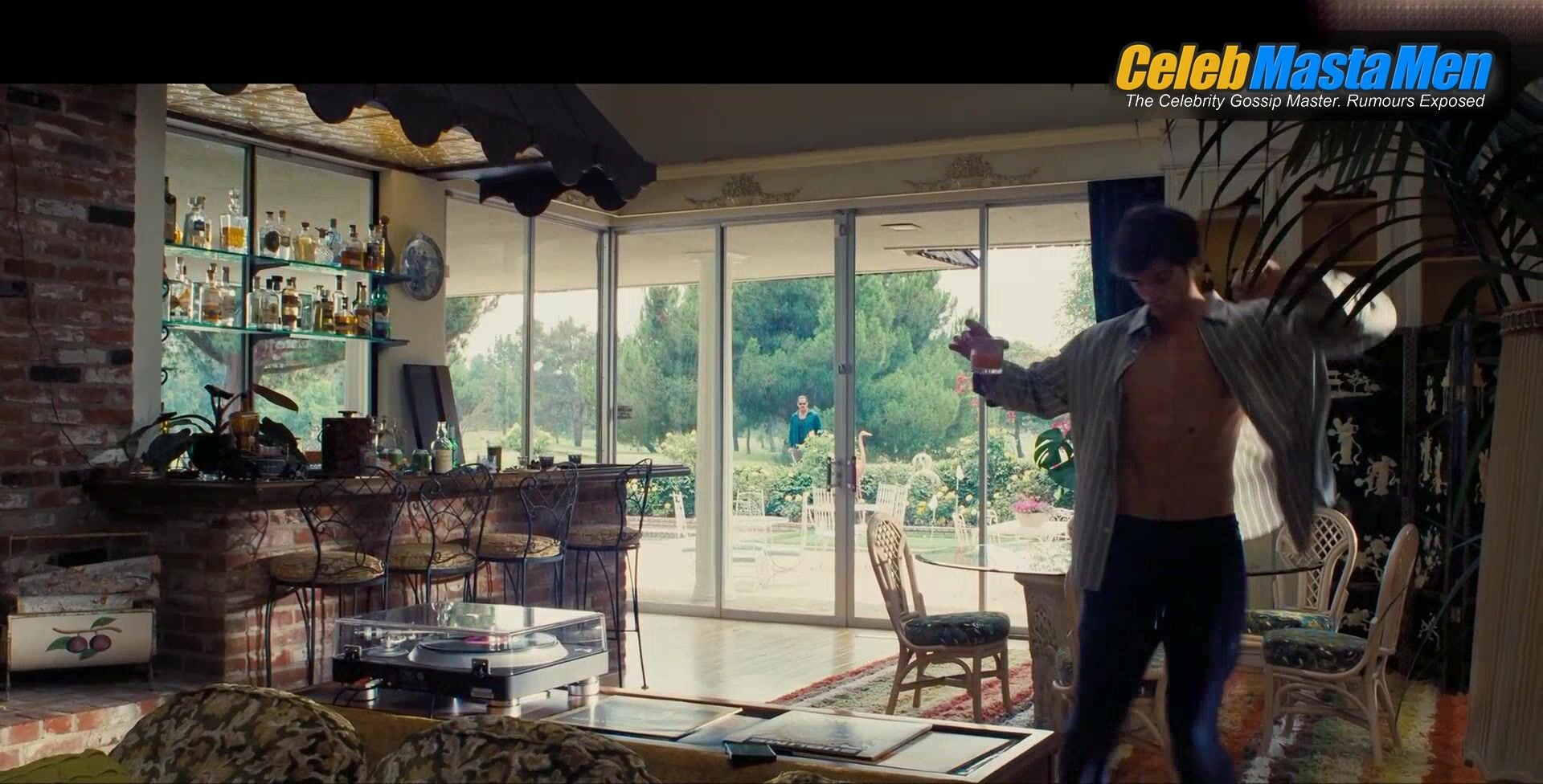 Jacob Elordi Goes Shirtless In Euphoria Scene - Photo 2 of 5