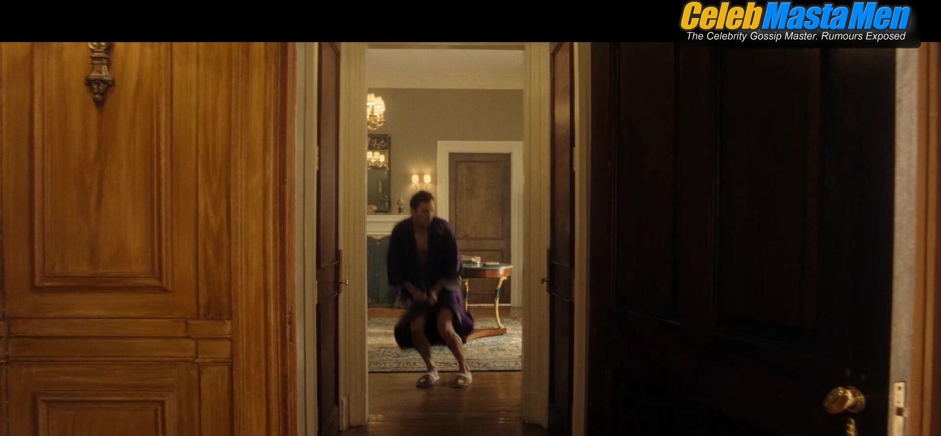 Ashton Kutcher Shirtless And Bulge Scene In The Beauty - Photo 3 of 5 photo 4