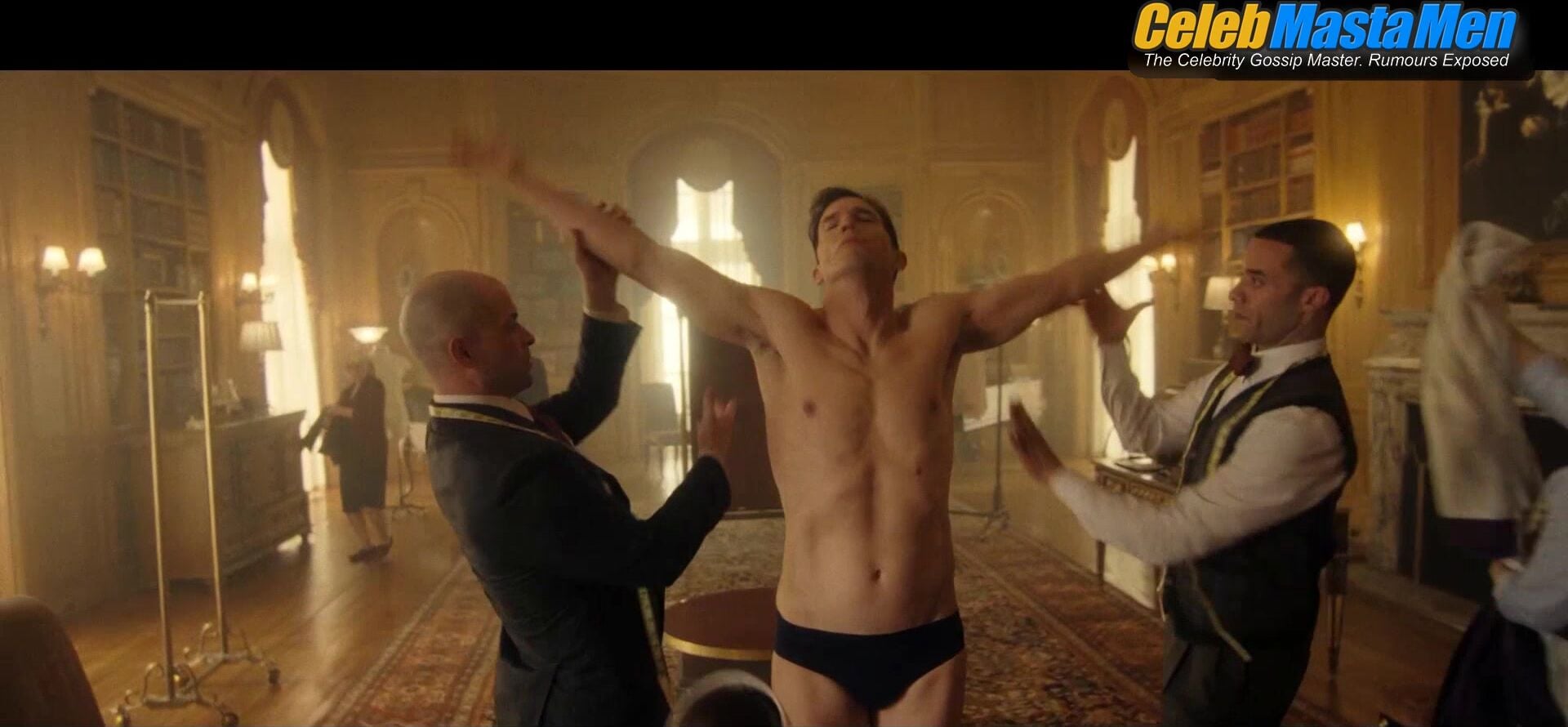 Ashton Kutcher Shirtless And Bulge Scene In The Beauty - Photo 3 of 5 photo 5