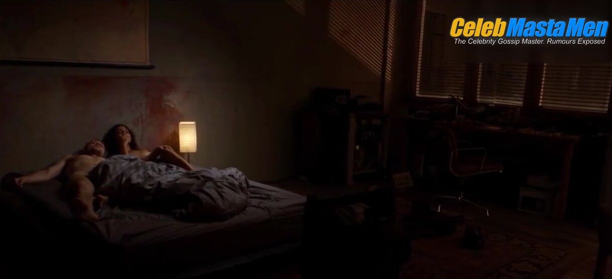 Max Riemelt Shirtless, Straight Sex Scene In Sense8 - Photo 1 of 5 photo 4