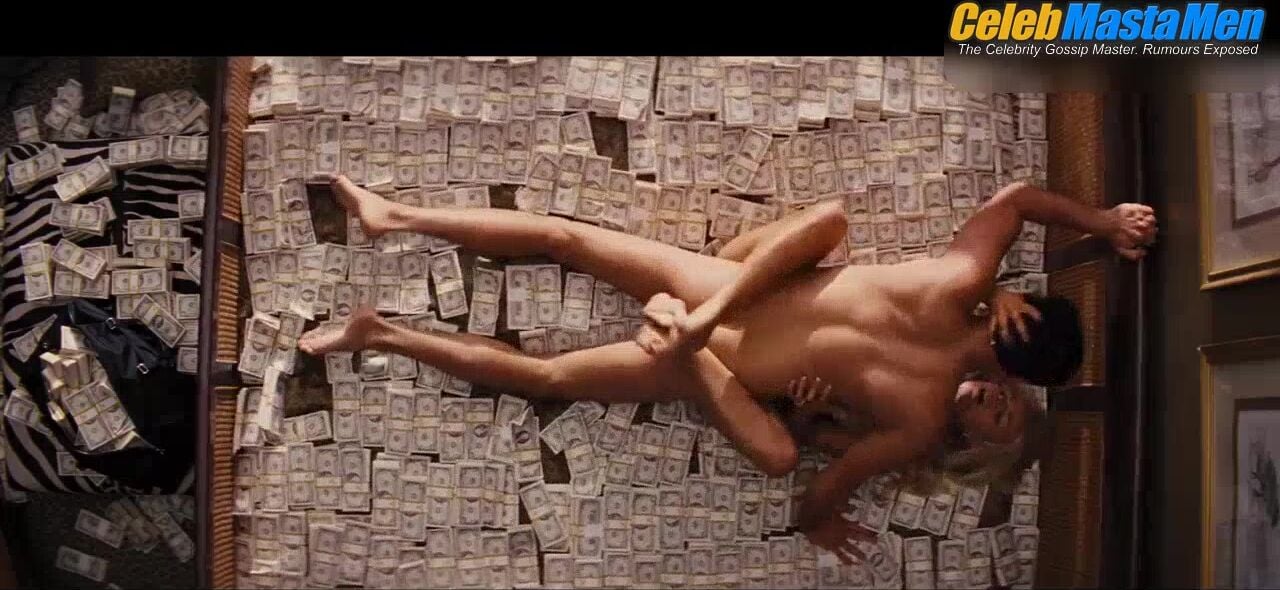 Leonardo Dicaprio Shirtless, Sexy Scene From The Wolf Of Wall - Photo 2 of 5 photo 1