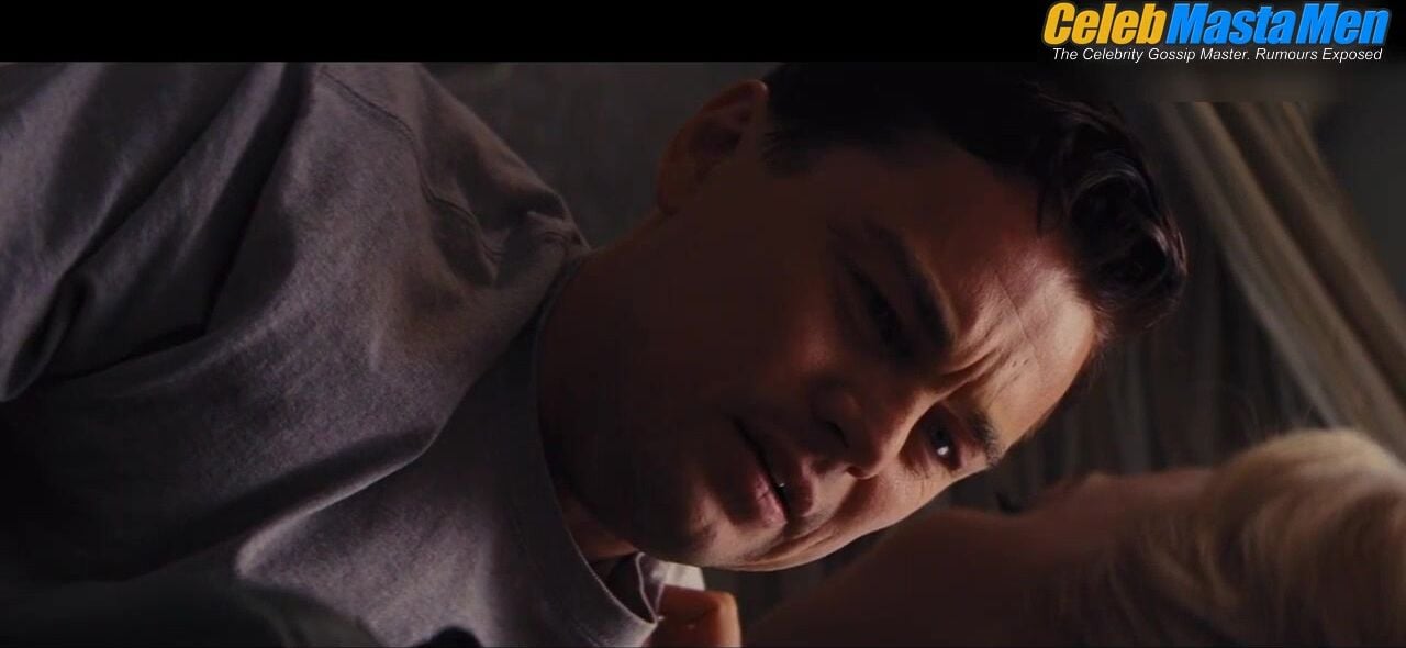 Leonardo Dicaprio Straight, Sexy Scene From The Wolf Of Wall - Photo 2 of 5