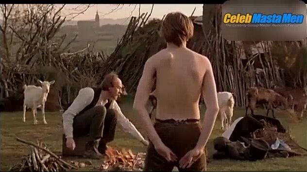 Leonardo Dicaprio ’s Shirtless Scene From Total Eclipse - Photo 1 of 5