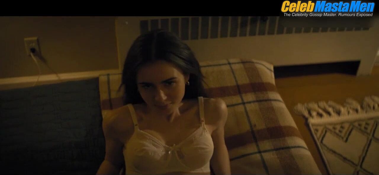 Zac Efron Shirtless, Straight Scene From Extremely - Photo 2 of 5 photo 5