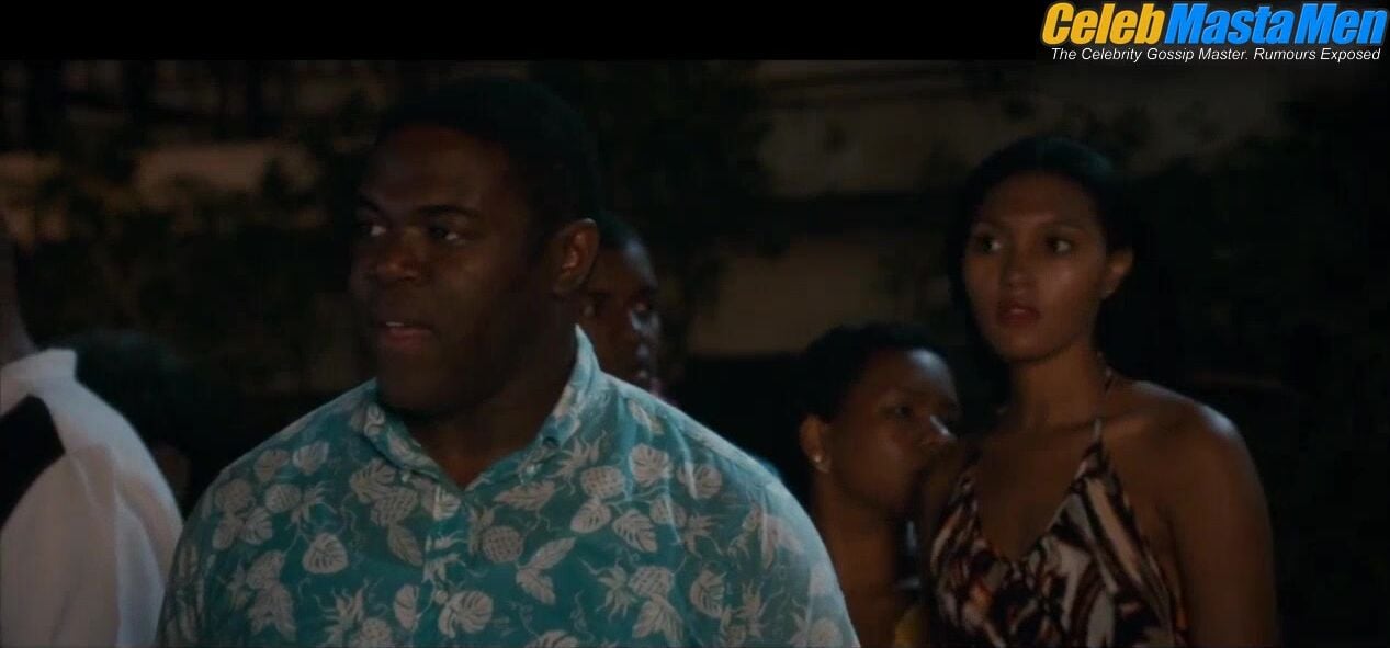 Zac Efron Hot Scene From Mike Dave Need Wedding Dates - Photo 5 of 5 photo 2