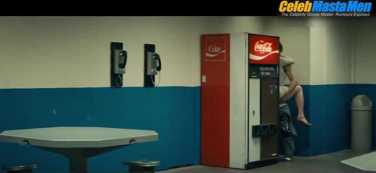 Zac Efron Ass, Straight Sex Scene From Extremely - Photo 2 of 5 photo 1